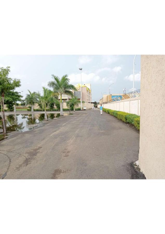 Hotel The Celestial Park, Bhopal Exterior foto